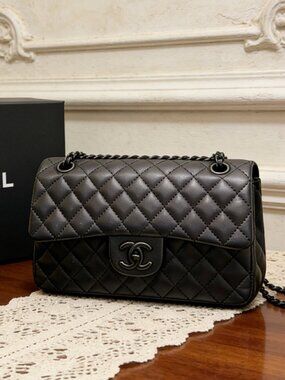Chanel Classic Flap Medium